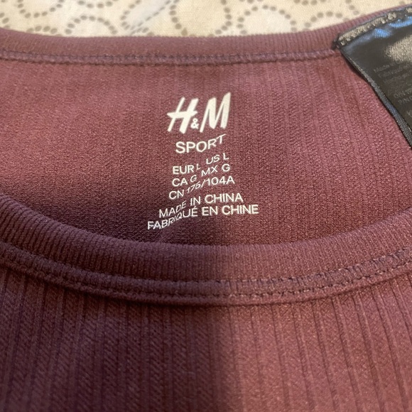 H&M Cropped Sport Long Sleeve - Picture 3 of 4